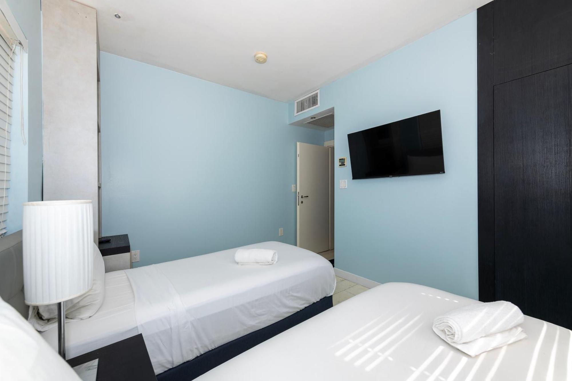 מיאמי ביץ' Sunny Days Apartments מראה חיצוני תמונה